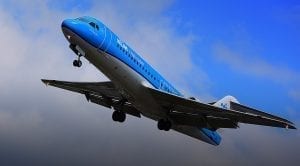 KLM vliegtuig in de lucht