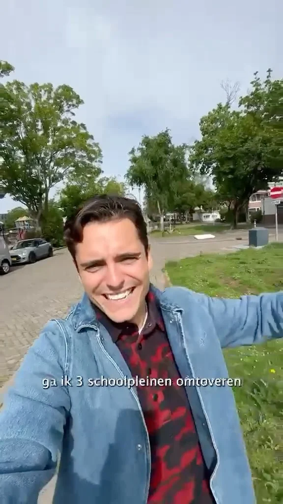 Wat een mooie dag! 🐝🌼

Samen met Pets Place en Floris Göbel was er een winactie waarbij drie basisscholen in Nederland het Grote Insectenhotel konden winnen. Een project waarmee we niet alleen bijdragen aan meer biodiversiteit, maar kinderen ook op een leuke en interactieve manier kennis laten maken met het belang van insecten.

In deze video zie je hoe de insectenhotels worden geplaatst én hoe enthousiast de leerlingen reageren. 💛

Een kleine stap op het schoolplein, met hopelijk een grote impact voor de toekomst van onze natuur.

#Biodiversiteit #Insectenhotel #Duurzaamheid #Onderwijs #Natuur #PetsPlace